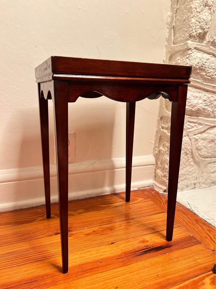 Bombay Company Mahogany Side Table | Georgian Revival Gallery Top, gallery view 3