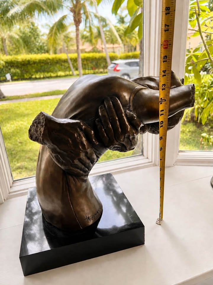 Vintage Austin Productions Sculpture | H. Edwards Figurative Art, 1983, gallery view 3