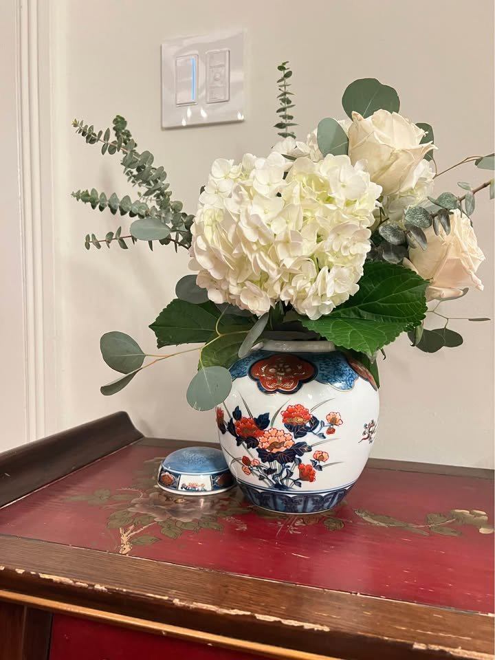 Vintage Wony Japan Ginger Jar | Imari Style Porcelain Urn | Gilded Floral Decor, gallery view 3